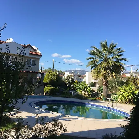 Yanar Villas *
